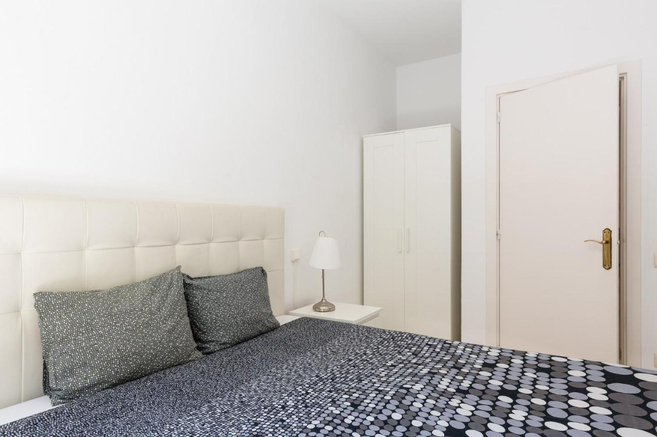 Stay U-Nique Apartments Urgell Barcelona Buitenkant foto
